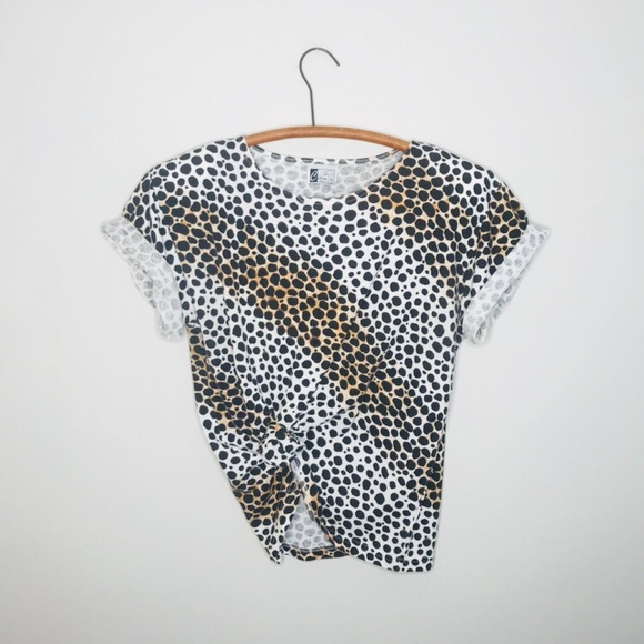 Vintage Tops - Vintage Retro 80’s Leopard Print Crop Top